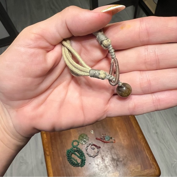 Mixed vintage jewelry lot carved jade & hard stone gemstone Chinese - Picture 8 of 8